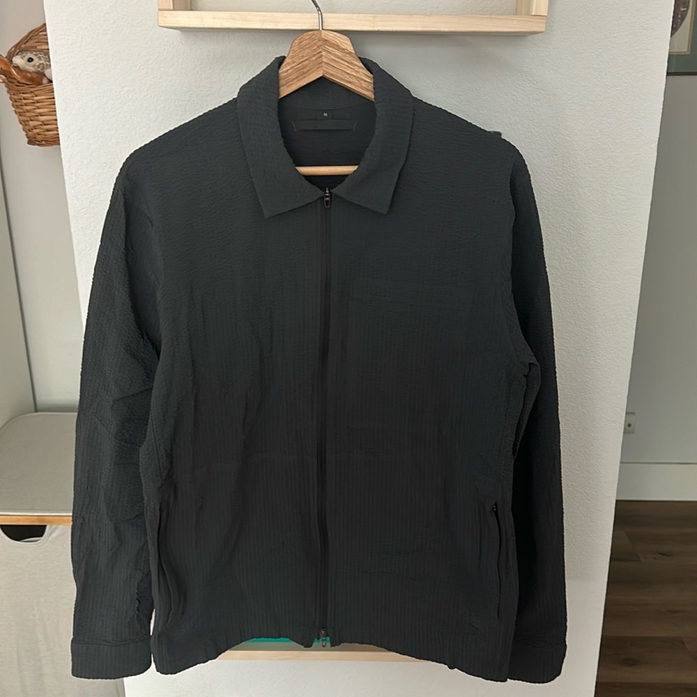 Men’s Lululemon zip up jacket